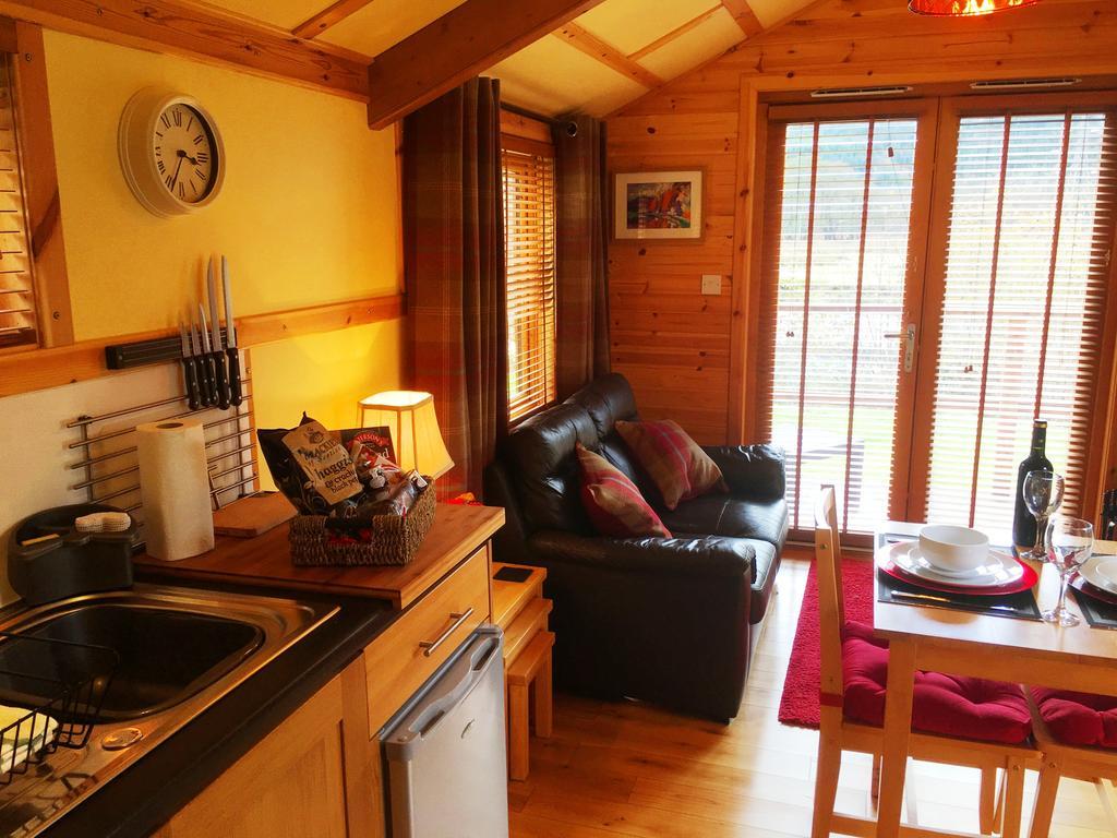 Rashfield Sheilings - Riverside Lodges, By Pucks Glen, Lodge Dunoon